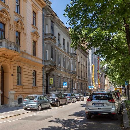 Cozy And Bright 1Bdr Apartment In The City Center! Zagreb Exterior photo